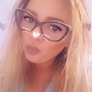 Meet your Posher, Aimee